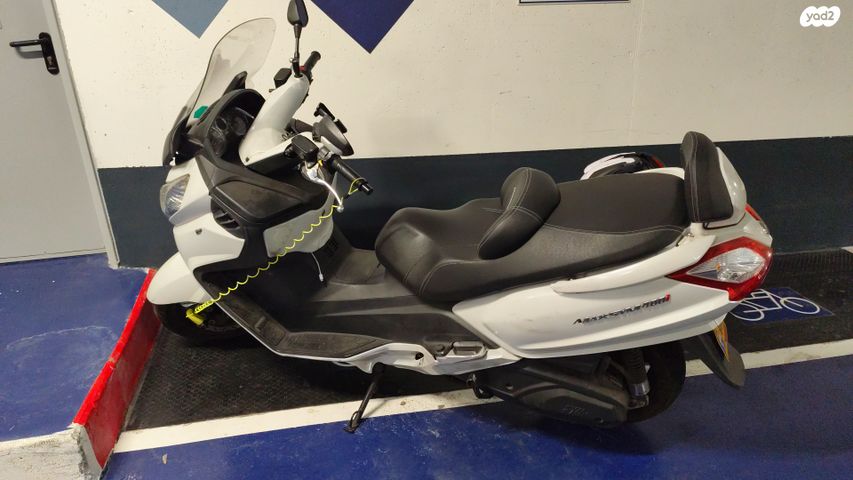 מודעת רכב סאן יאנג מקסים 400