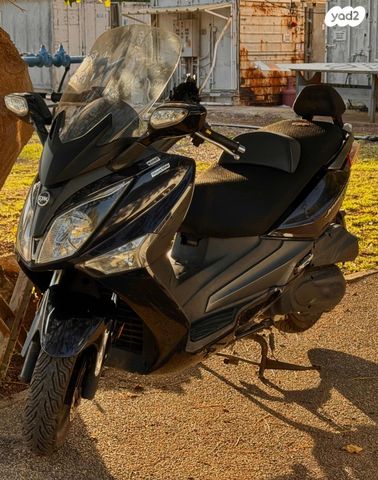 מודעת רכב סאן יאנג ג'וי-מקס 250 XI