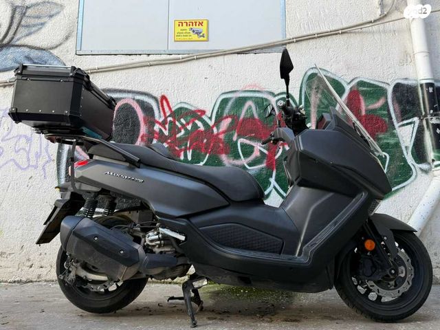 מודעת רכב סאן יאנג מקסים 400