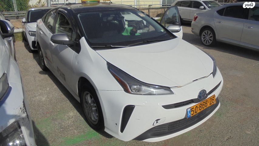 מודעת רכב טויוטה פריוס