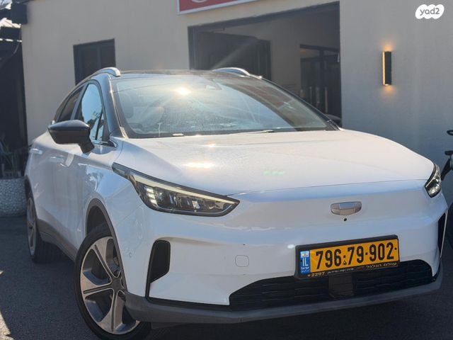 מודעת רכב ג׳ילי Geometry C