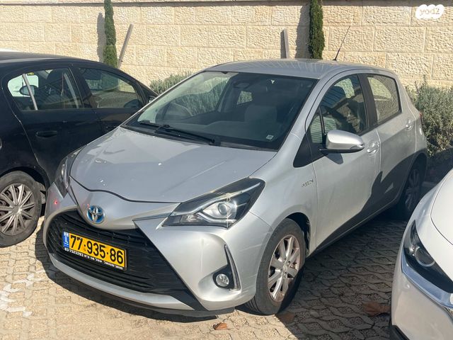 מודעת רכב טויוטה יאריס