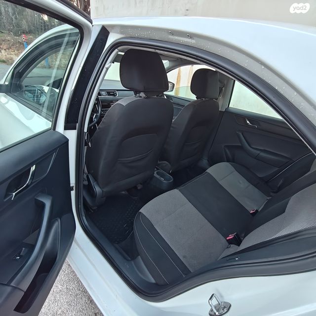 מודעת רכב סקודה ראפיד 1