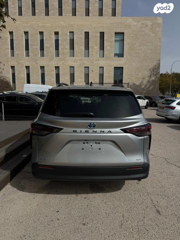 מודעת רכב טויוטה סיינה