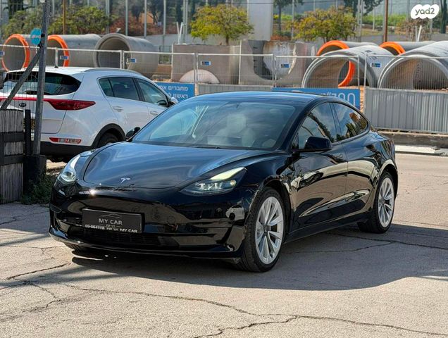 מודעת רכב טסלה מודל 3