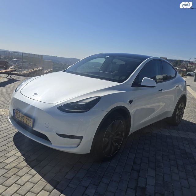 מודעת רכב טסלה מודל Y