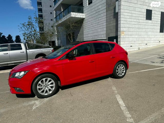 מודעת רכב סיאט לאון