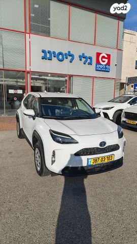 מודעת רכב טויוטה יאריס קרוס