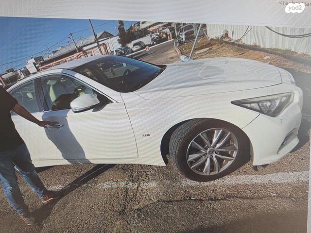 מודעת רכב אינפיניטי Q50