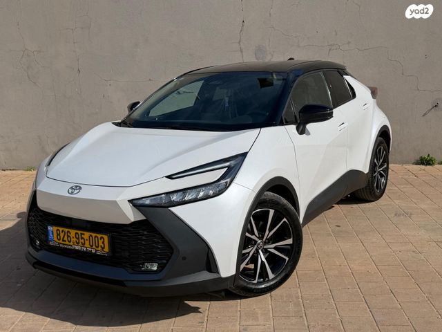 מודעת רכב טויוטה C-HR