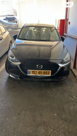 מודעת רכב מאזדה 2