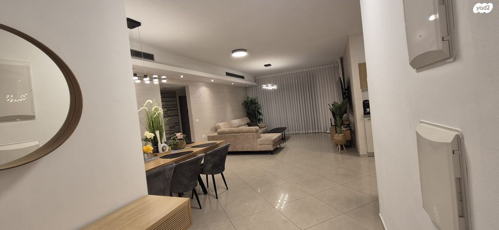 ביכורי ענבים 35