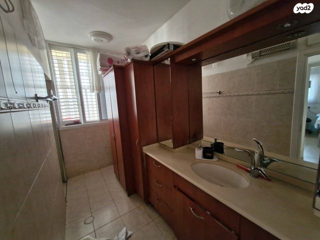 זכריה הלל 14