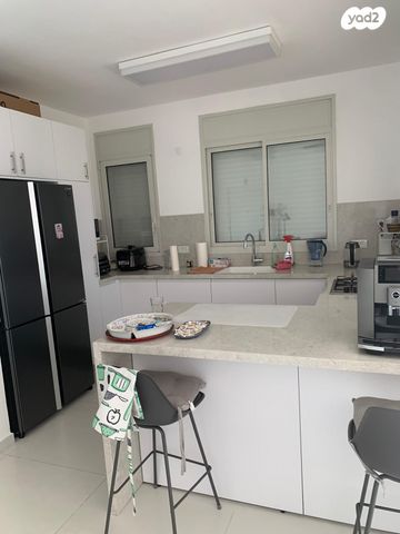 שדרות הקונגרס 11