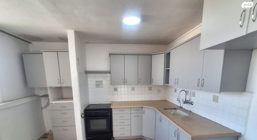 אריה בן אליעזר 10