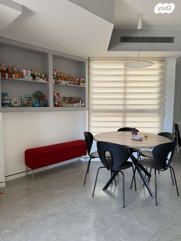 חנה רובינא 1