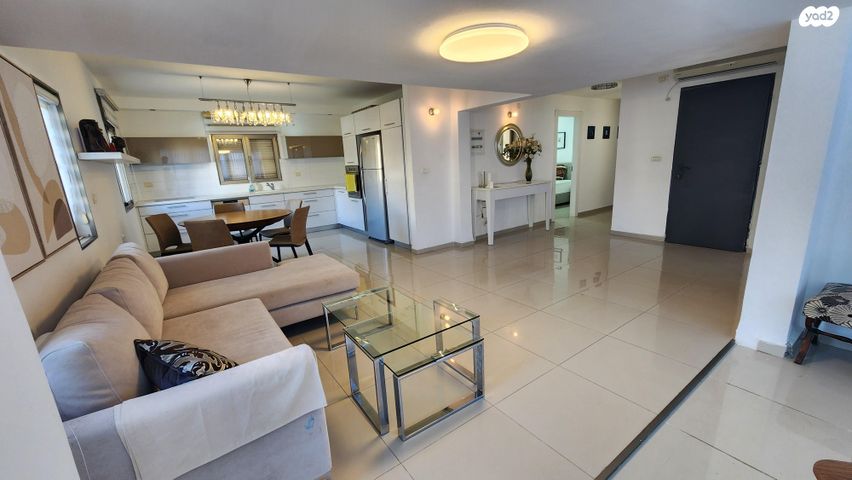 קרן קיימת לישראל 10