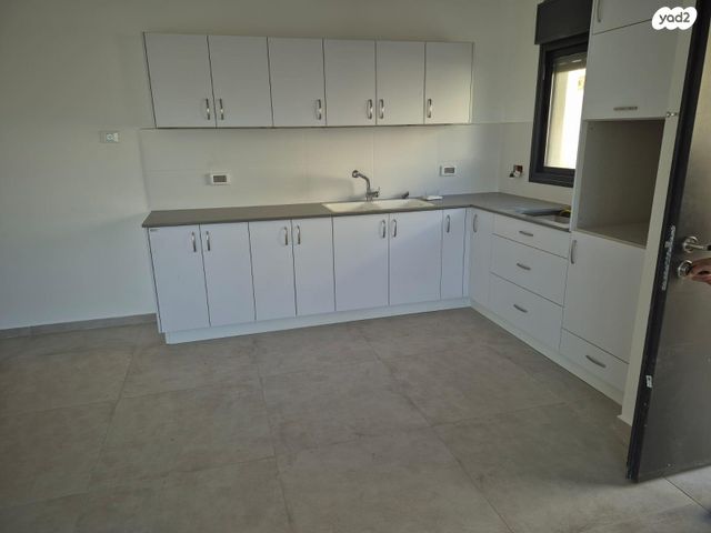 דרך הגלעד 50