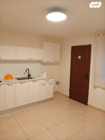 שדרות חיים וייצמן 16