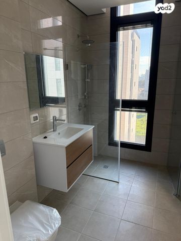 יצחק שמיר 28