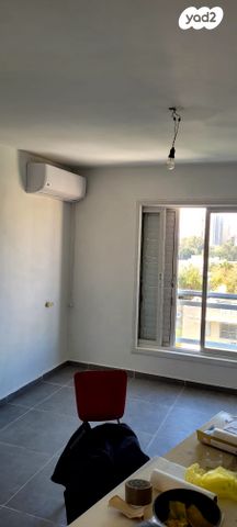 שדרות בן צבי 104