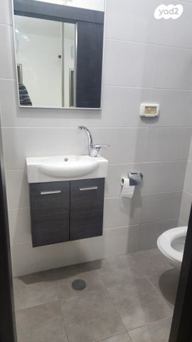 סמטת בצלאל 15