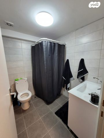 סמטת תרשיש 6