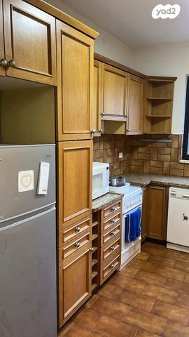 הרב עוזיאל 3