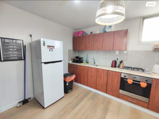 יצחק שיפר 12