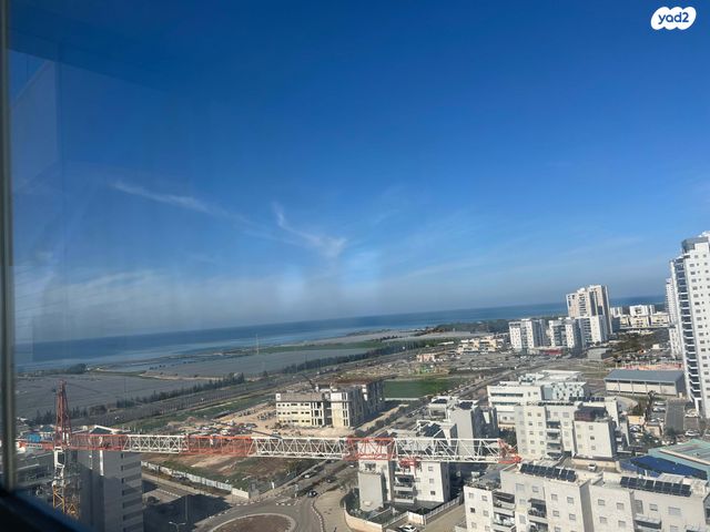 דירה, החותרים, טירת כרמל