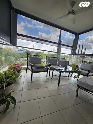 דירה, נאות רבין, יבנה