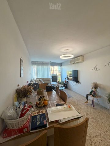 דירה למכירה בתל אביב יפו (תיווך) — 2