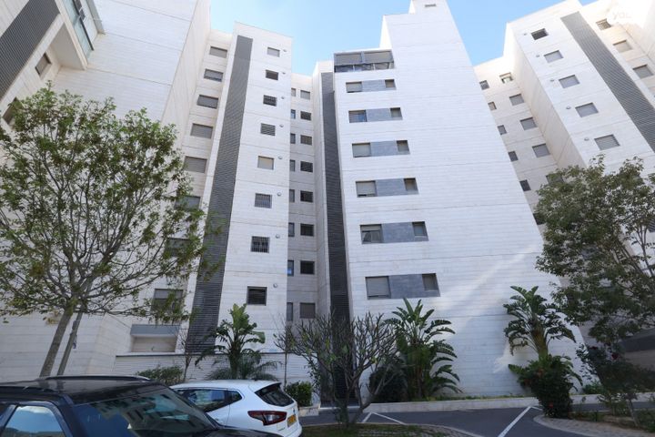 גדעון האוזנר 57