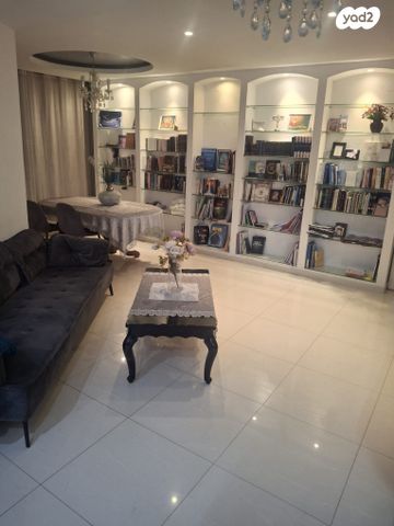 דירה, מרכז העיר, קרית אתא