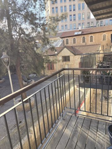 דירה למכירה בירושלים (תיווך) — 2