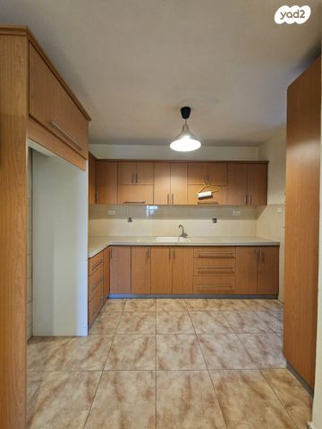 דרך עכו חיפה 209