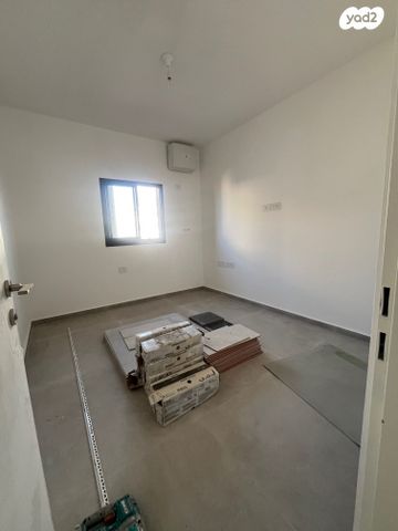 סמטה אלמונית 