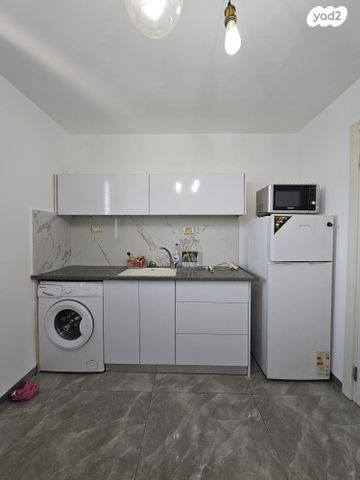 שדרות משה שרת 11