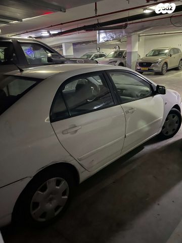 מודעת רכב טויוטה קורולה