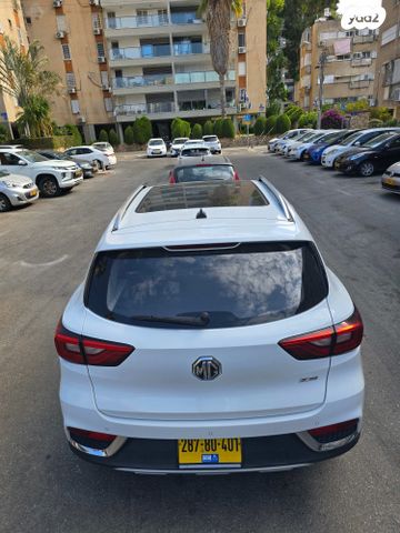 מודעת רכב אם ג'י ZS