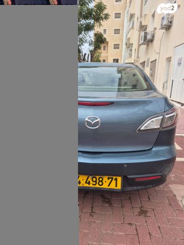 מודעת רכב מאזדה 3