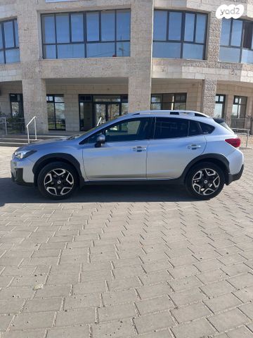 מודעת רכב סובארו XV