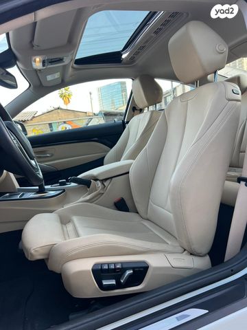 מודעת רכב ב מ וו סדרה 4