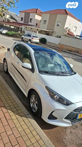 מודעת רכב טויוטה יאריס