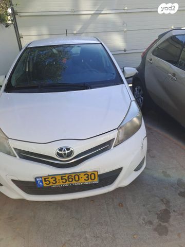 מודעת רכב טויוטה יאריס