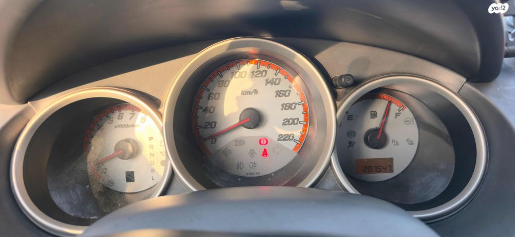 מודעת רכב הונדה ג'אז