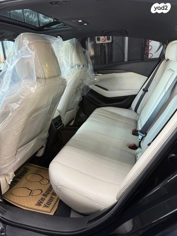 מודעת רכב מאזדה 6