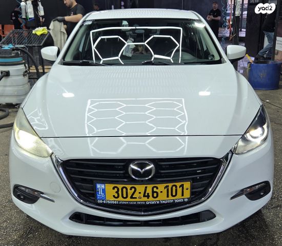 מודעת רכב מאזדה 3