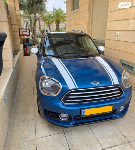 מודעת רכב מיני קאנטרימן