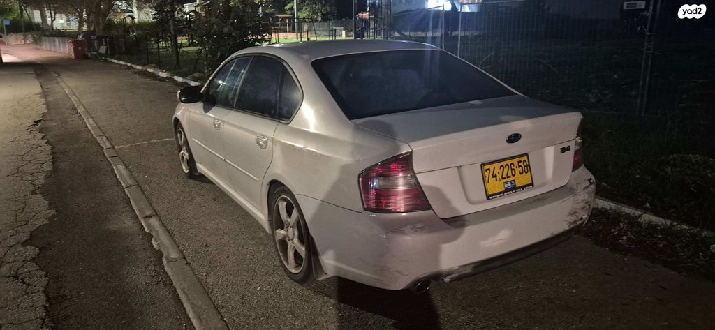 מודעת רכב סובארו B4/לגאסי